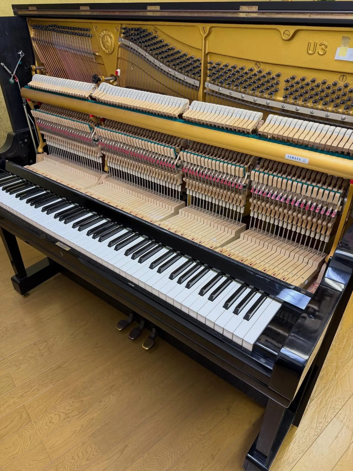 音が出にくいピアノの原因は鍵盤鉛