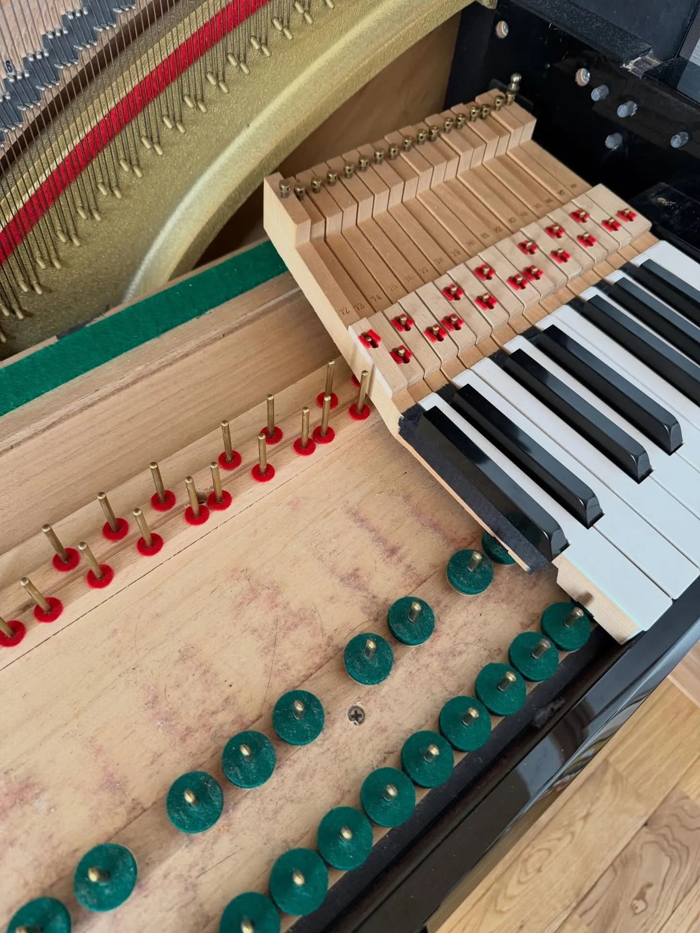 【ピアノの掃除】