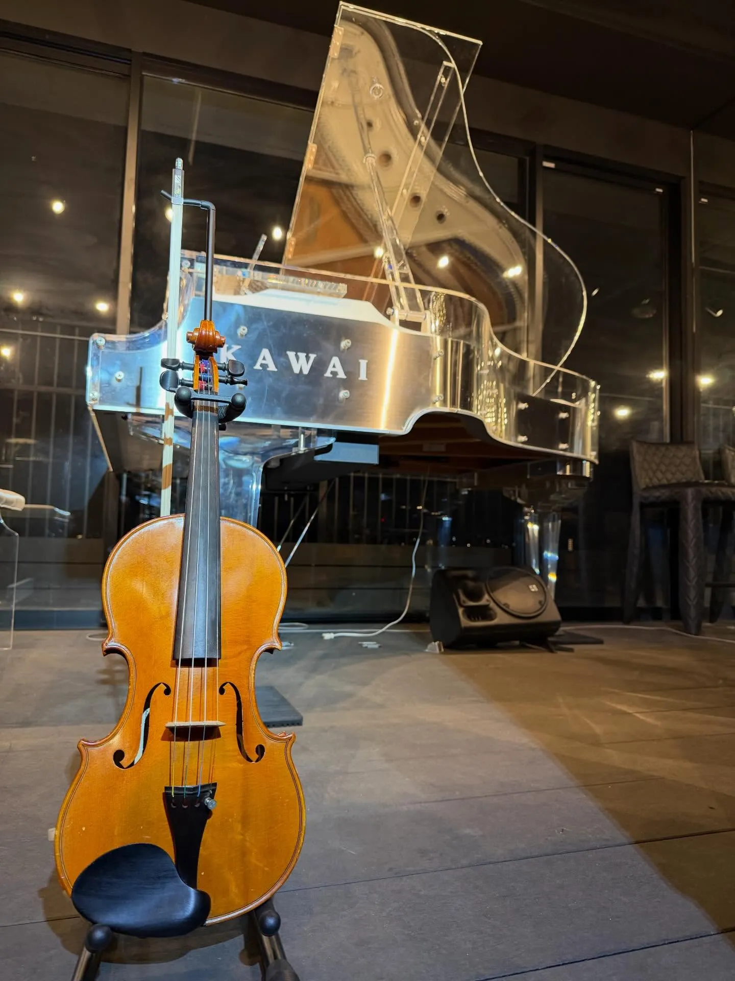 クリスタルグランドピアノとバレンタイン会