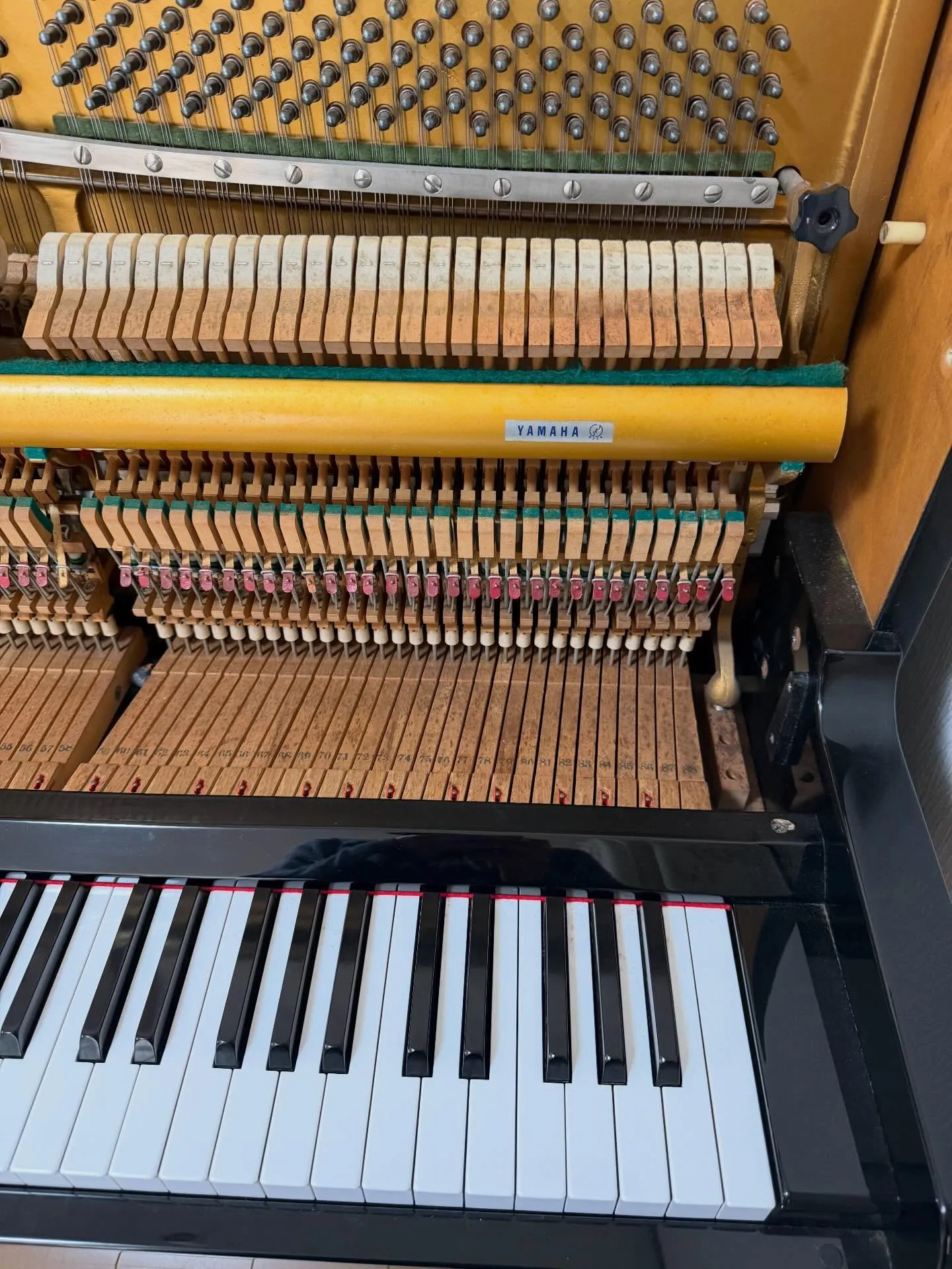 【ピアノ修理】まずはパーツを揃え整える所から